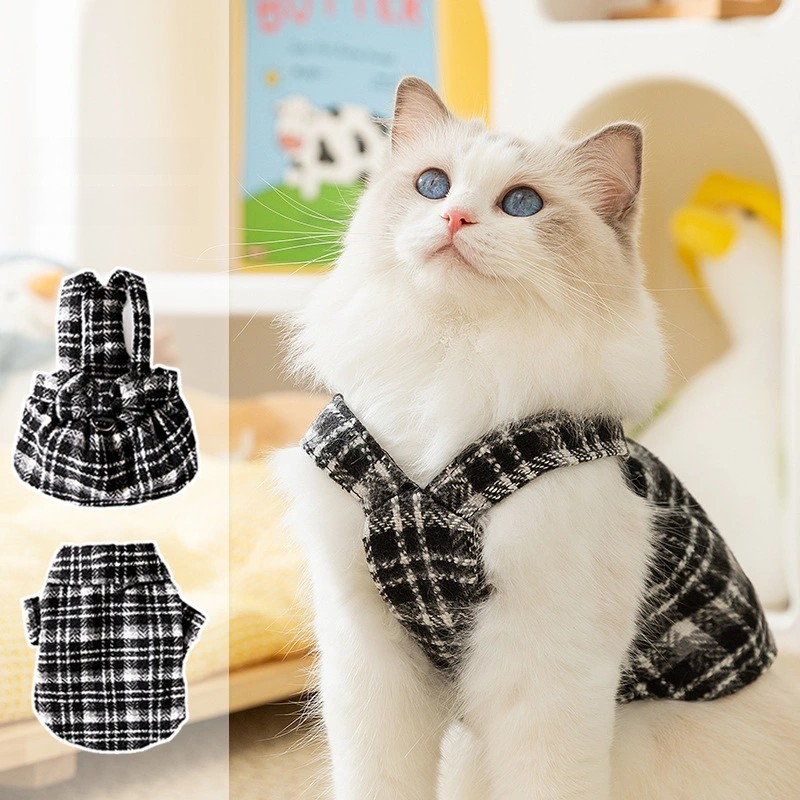 Plaid Apparel for Cats and Dogs, Leash-Friendly, Suitable For Both Cats and Dogs.